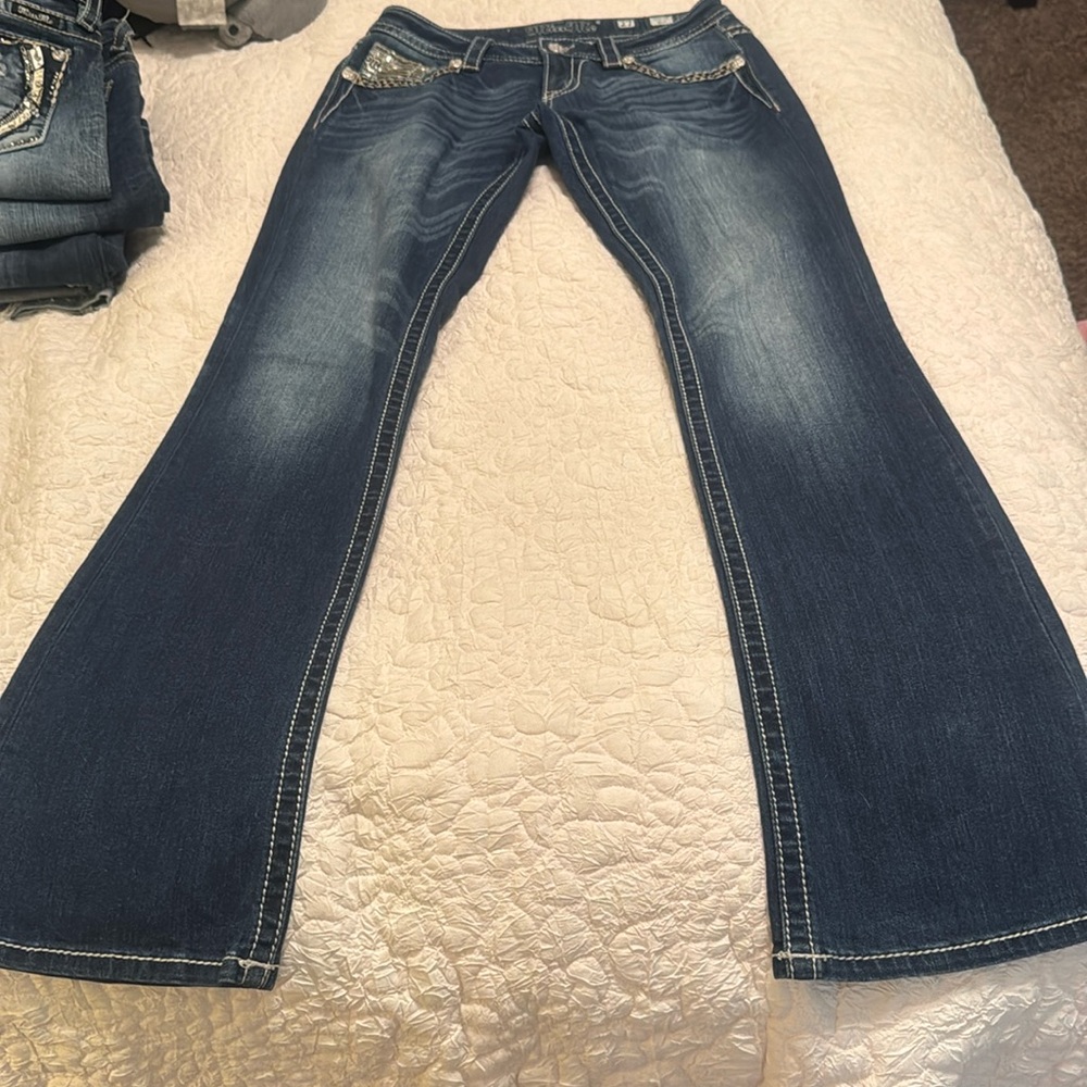 Beautiful gently used jeans
